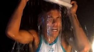 neymar_agua
