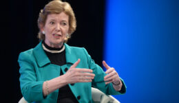 mary robinson - foto irishtimes - home