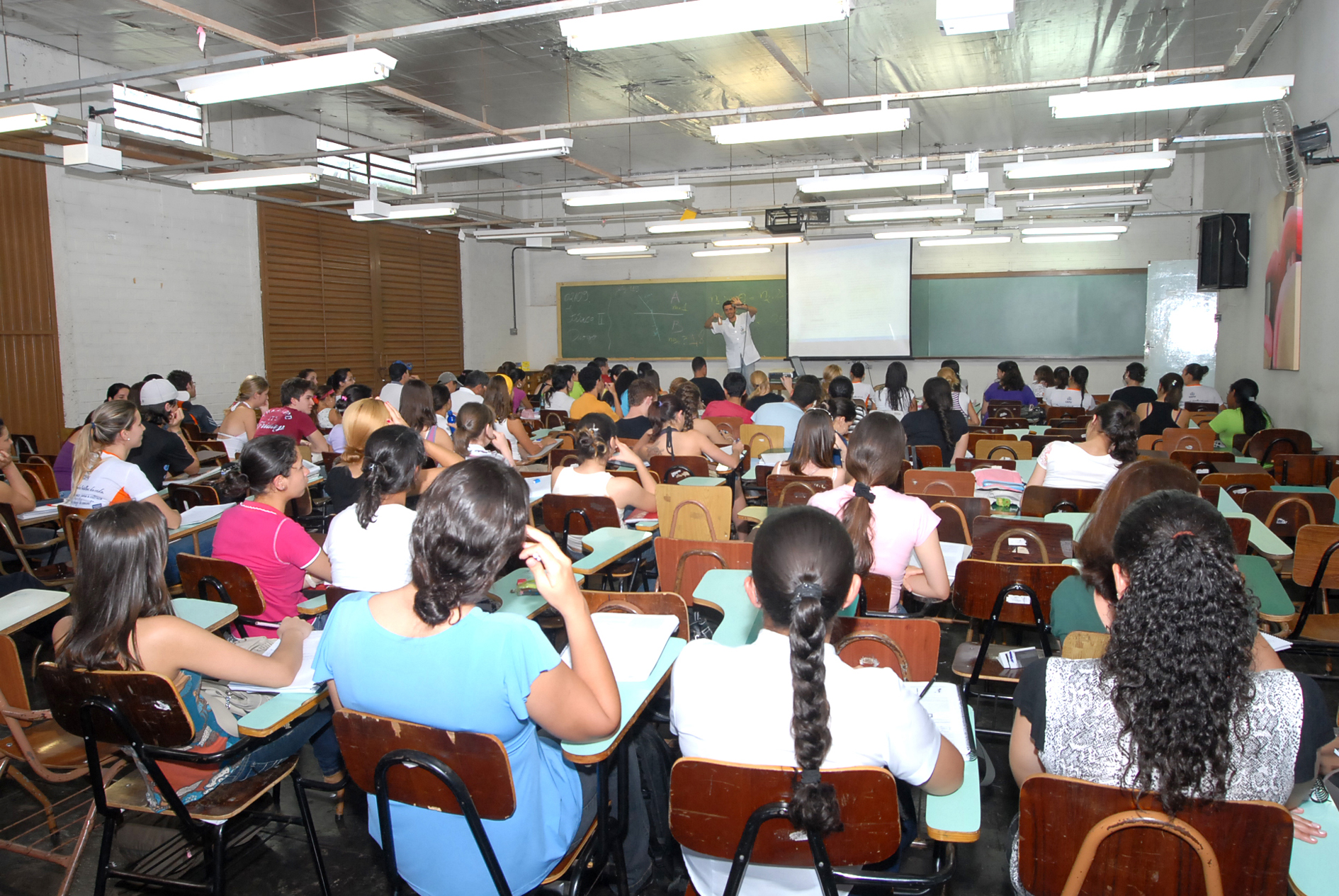 ong-canto-cidadao-lanca-cursinho-pre-vestibular-gratuito
