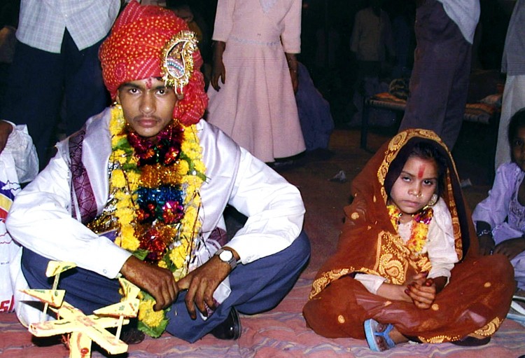 Por ano, quase 14 milhões de meninas são obrigadas a se casar