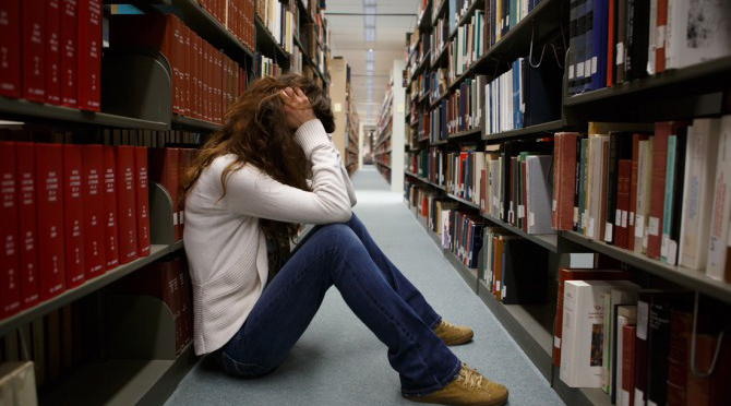 67% das universitárias brasileiras já sofreram violência na faculdade