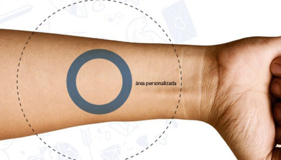 Ação em SP oferece tatuagem gratuita com logo do diabetes