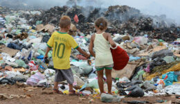 Que culpa elas têm? Sobe o número de mortes de crianças no Brasil