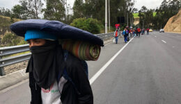 Venezuelanos morrem de frio ao tentar cruzar cordilheira na Colômbia