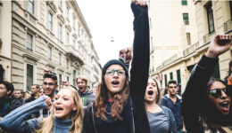 Democracia e Direitos Humanos