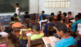 35% dos brasileiros não completaram o ensino fundamental, diz IBGE