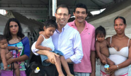 Bilionário brasileiro se muda para Roraima para ajudar venezuelanos