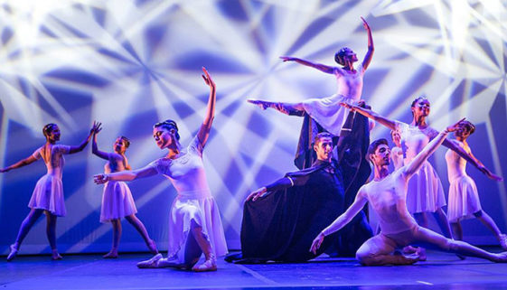 Cia. Ballet de Cegos faz apresentação no Auditório Ibirapuera