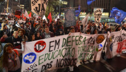 Crise na Educação