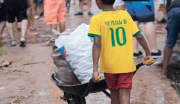 Dolorosa realidade: 190 mil crianças de 5 a 13 anos trabalham no Brasil