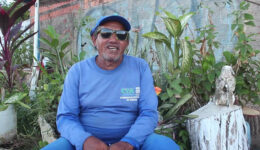 Gari cria jardim comunitário com plantas descartadas no Piauí