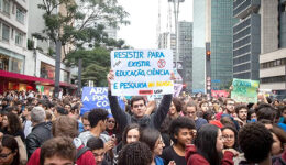 93% dos jovens não sabem o nome de nenhum cientista brasileiro
