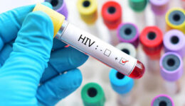 Pesquisa busca vacina contra HIV com tecnologia similar à da Covid