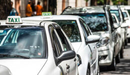 Prefeitura de SP gasta R$ 47 mil com corridas de táxi de até 3 minutos