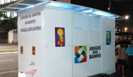 Projeto oferece banho e comida a pessoas em situação de rua em SP