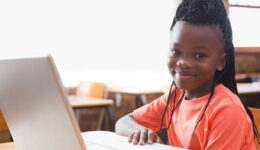 Instituto Nelson Wilians lança edital para apoiar projetos educacionais