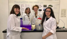 Projeto feito por jovens transforma lixo em gás de cozinha para hospitais
