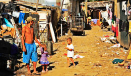 IBGE: rendimento dos mais ricos supera em 34 vezes o dos mais pobres