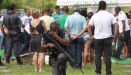 Mais da metade dos policiais assassinados no Brasil são negros