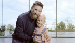 Messi faz doação para construir maior hospital de câncer infantil europeu