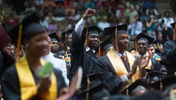 Negros são maioria no ensino superior público pela 1ª vez na história