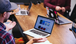 Empresas lançam e-book sobre Marketing Digital para ONGs