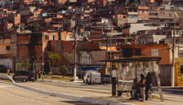 Considerar território, raça e gênero no orçamento ajuda a diminuir desigualdades