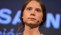 Greta Thunberg doa US$ 100 mil para proteger crianças da pandemia