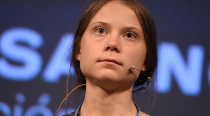 Greta Thunberg doa US$ 100 mil para proteger crianças da pandemia