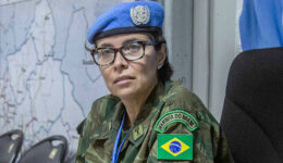 Militar brasileira recebe prêmio de igualdade de gênero da ONU