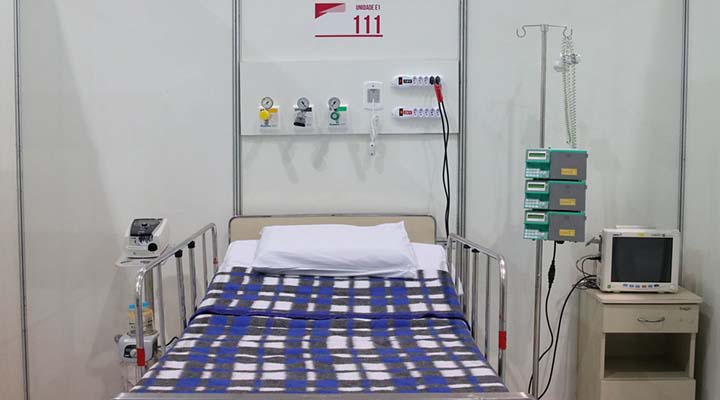Metade das UTIs dos hospitais de campanha do RJ tem respirador