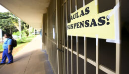 Inscrições do Enem começam hoje mesmo com aulas suspensas no país