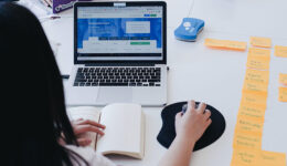 Programa oferece capacitação para jovens em busca de trabalho