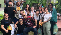 Projeto social ajuda dependentes químicos em situação de rua
