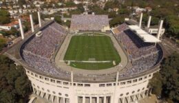 Mortos por Covid-19 no Brasil ultrapassam lotação do estádio do Pacaembu