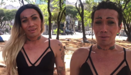 Trans que vivia em situação de rua é contratada por salão de beleza