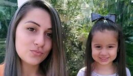 Menina de 4 anos morre em acidente de carro e mãe emociona a internet