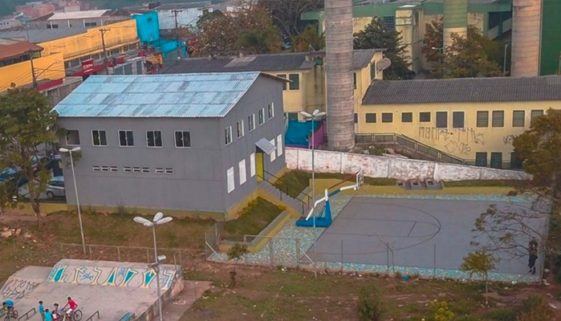 ONG constrói escola 100% sustentável em complexo da periferia de SP