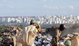 Quase 1 milhão de lares no Brasil tiveram renda de apenas R$ 88 em agosto
