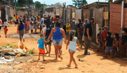 Brasil: 9 milhões deixaram de comer por não terem dinheiro na pandemia