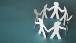 Prêmio voltado à defesa dos direitos humanos distribui US$ 60 mil