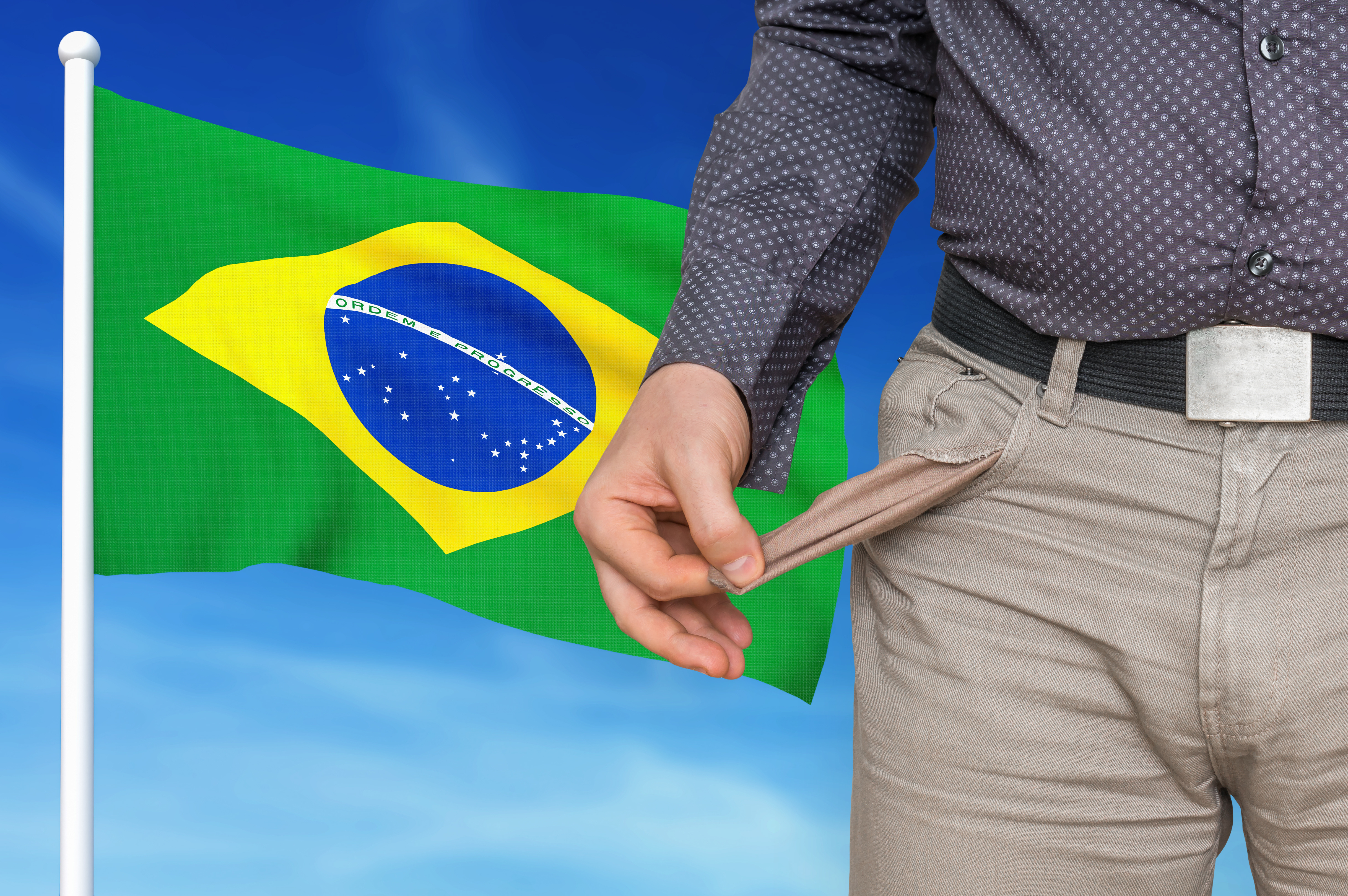 Real: Brasil tem a moeda com pior desempenho do mundo em 2020