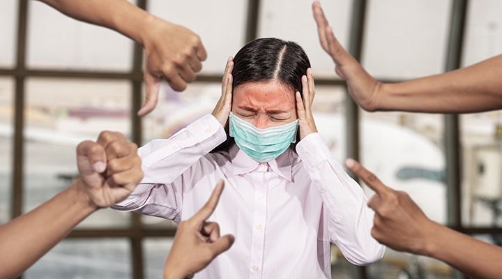 Asian woman was sick with high fever wearing hygienic mask are b