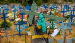 De 98 países, Brasil é o pior do mundo no combate à pandemia