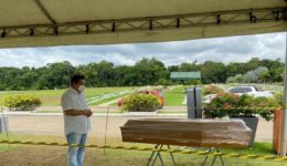 Advogado perde filha, irmãos e cunhada, e mãe está em estado grave por covid