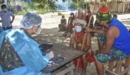 Infectados e mortos por Covid-19 disparam entre povos indígenas no Brasil