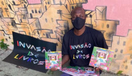 ‘Livreiro do Alemão’ criou rede de leitura na comunidade em que cresceu