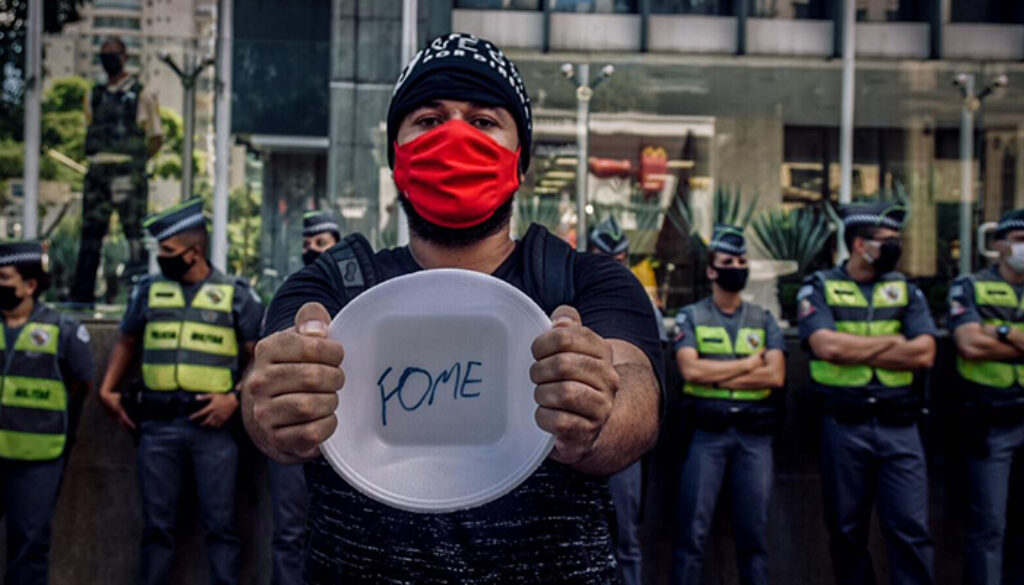Fome sem auxílio e sem direitos