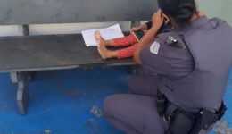 Em SP, polícia salva criança de 2 anos queimada e amarrada pela mãe