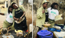 Nigeriana se forma em economia e homenageia a mãe cozinheira